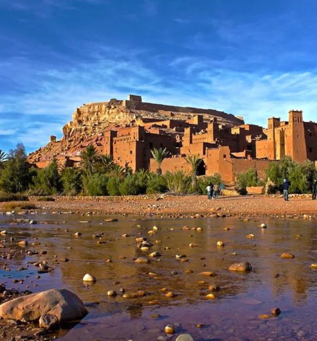 Morocco's Northern & Desert landscapes stop at Ait Benhaddou Kasbah for lunch, the largest Kasbah in Morocco. Now the kasbah is a UNESCO heritage site.